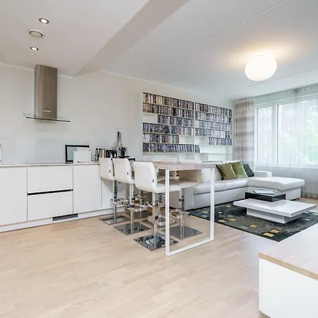 1-bedroom With Free Parking Apartman *